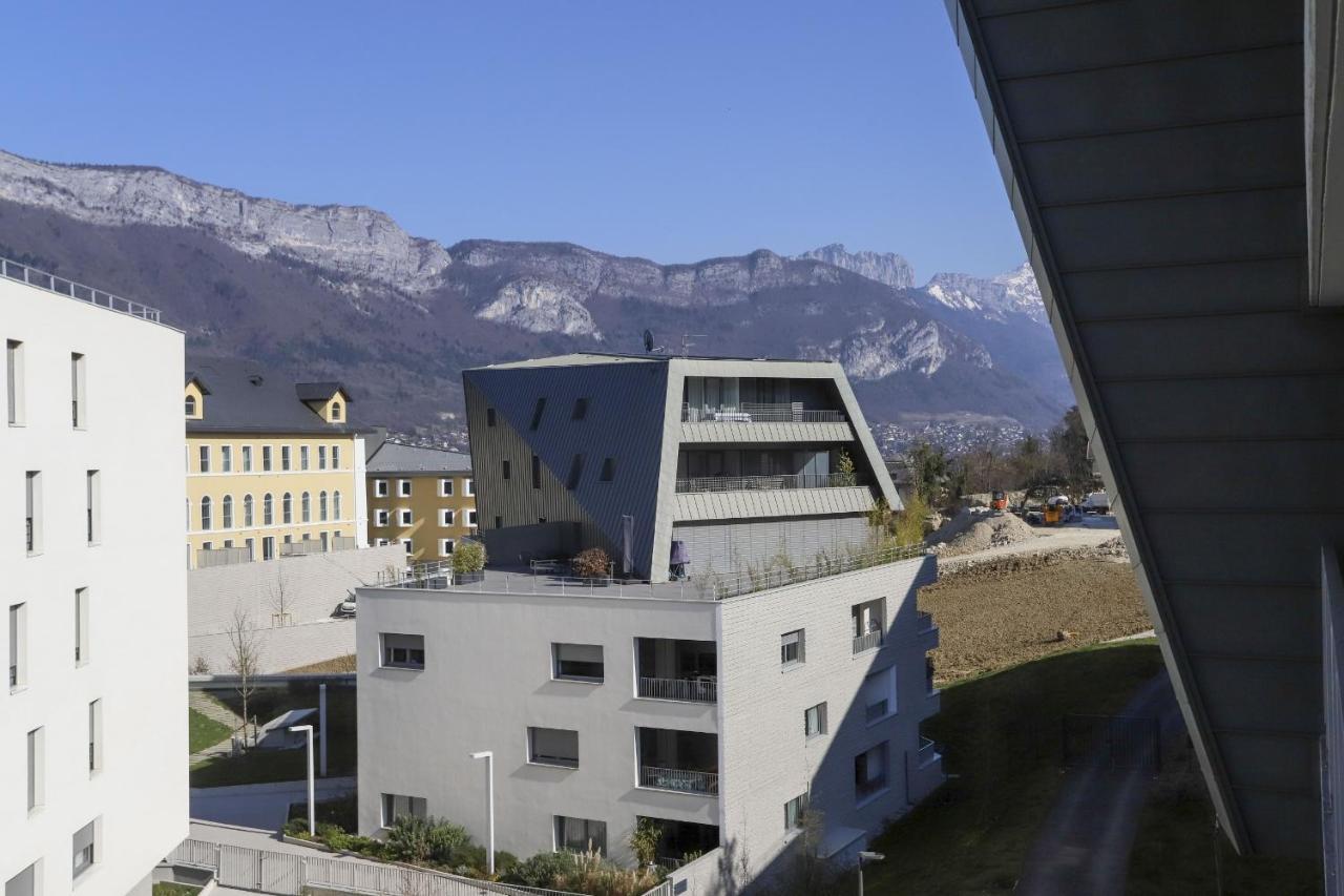 La Plume classé 3 étoiles vue Lac avec parking Annecy Exterior foto